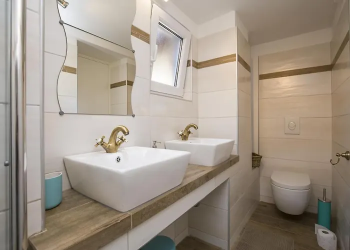 Appartement With Garden And Free Parking Pula